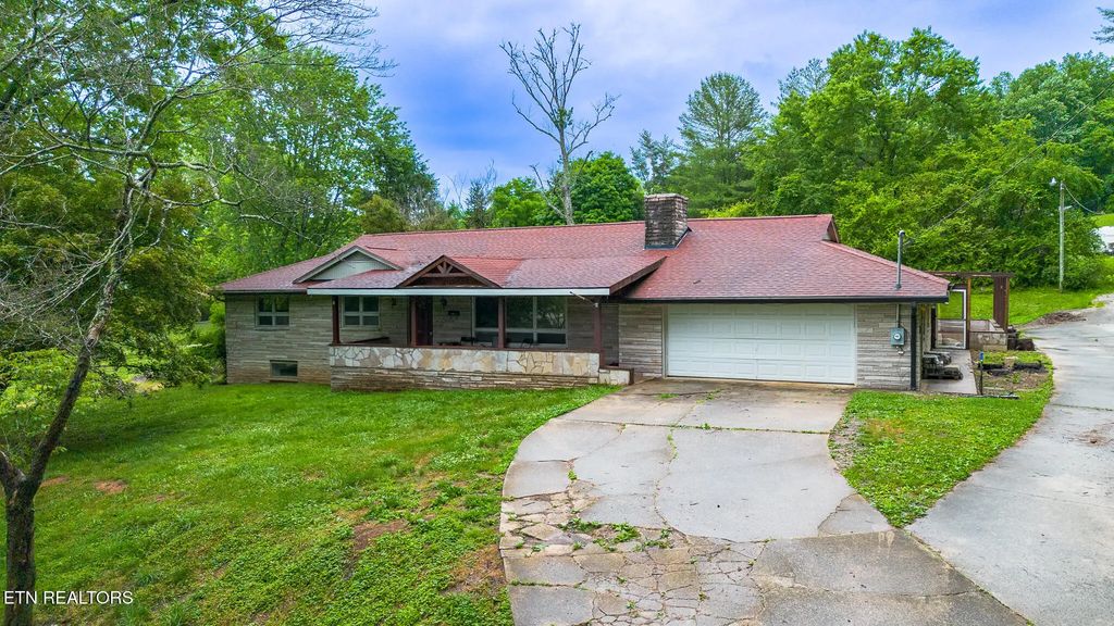 325 Vernal Drive, Harriman