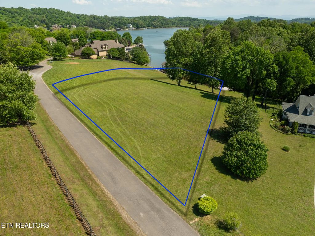 3836 Attley Drive, Louisville