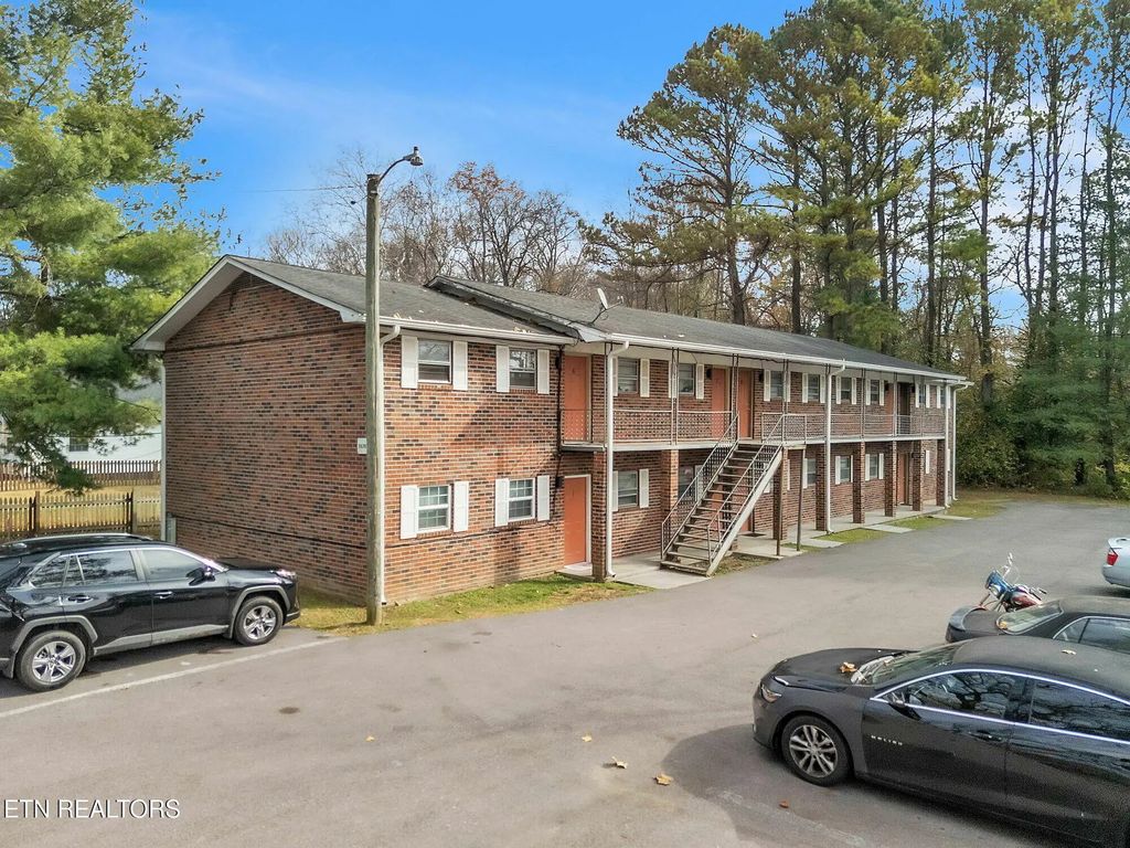 2626 Tecoma Drive, Knoxville
