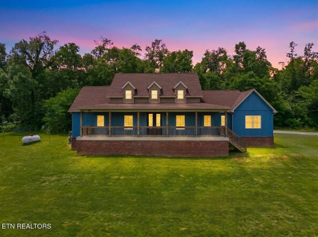 2728 Sweetwater Vonore Rd, Sweetwater