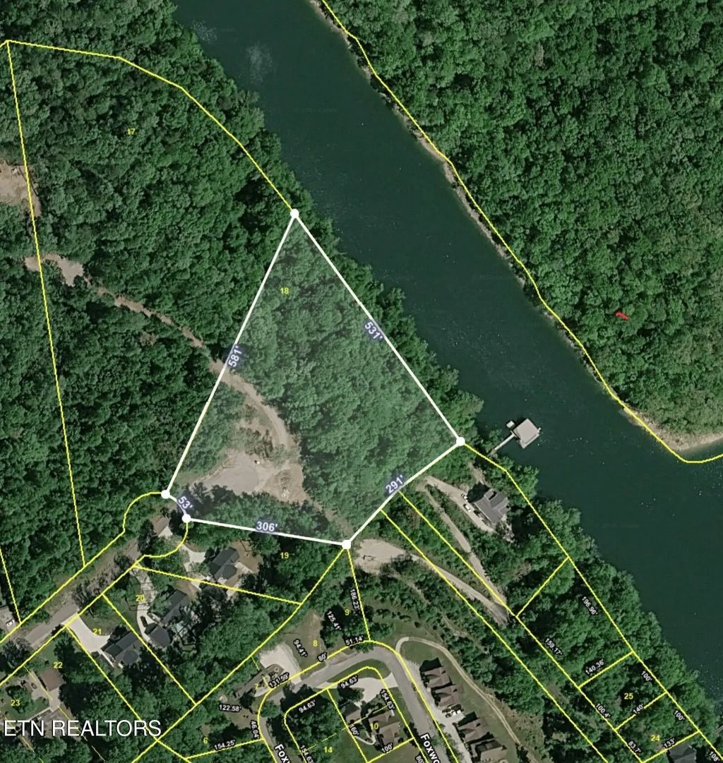 Lakemont Lane, Caryville