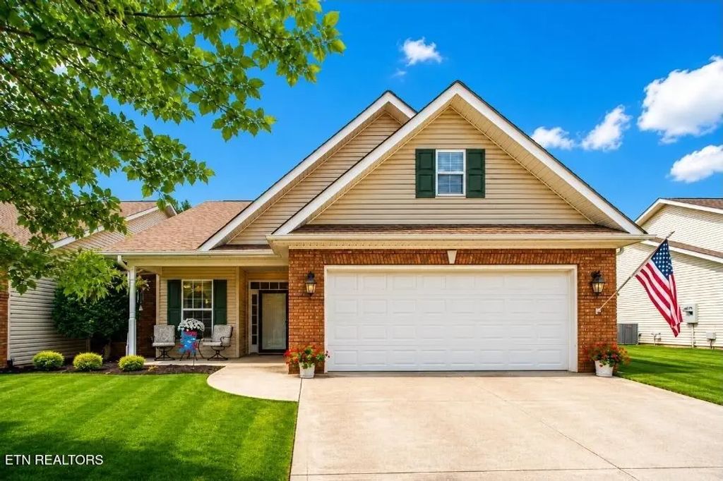 7230 Oakfield Lane, Powell