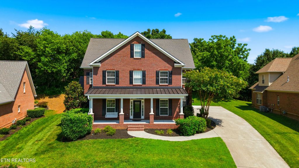 524 Rockwell Farm Lane, Knoxville