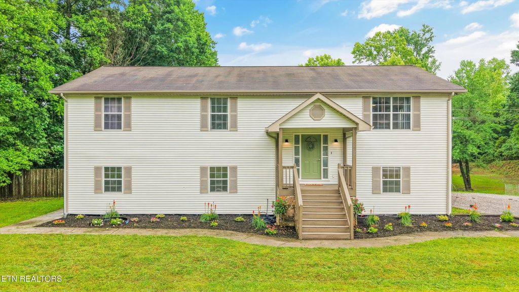 12200 Yarnell Rd, Knoxville