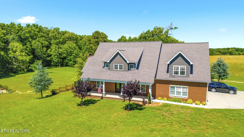 3068 Beecarter Rd, Dandridge