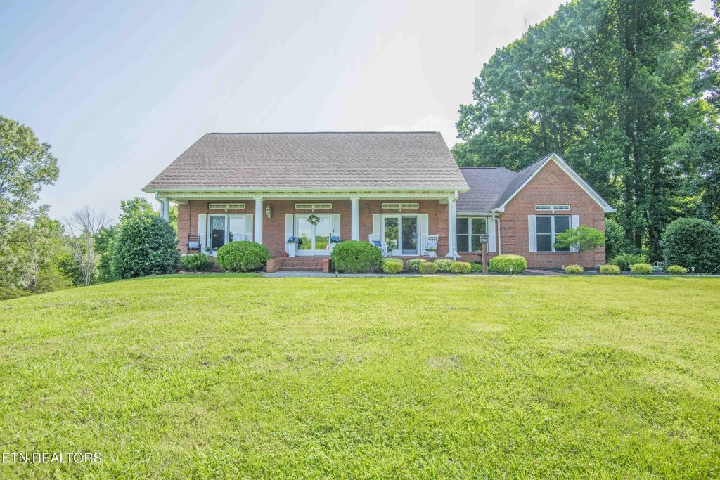 630 Kenny Brook Lane, Greenback