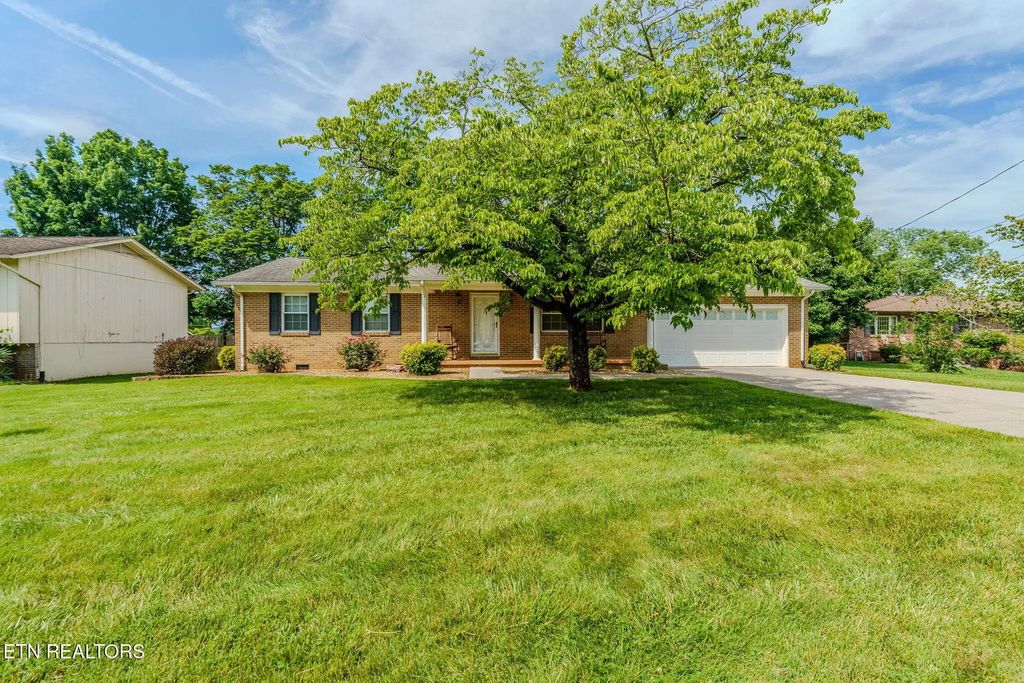 7817 Sweet Lane, Knoxville