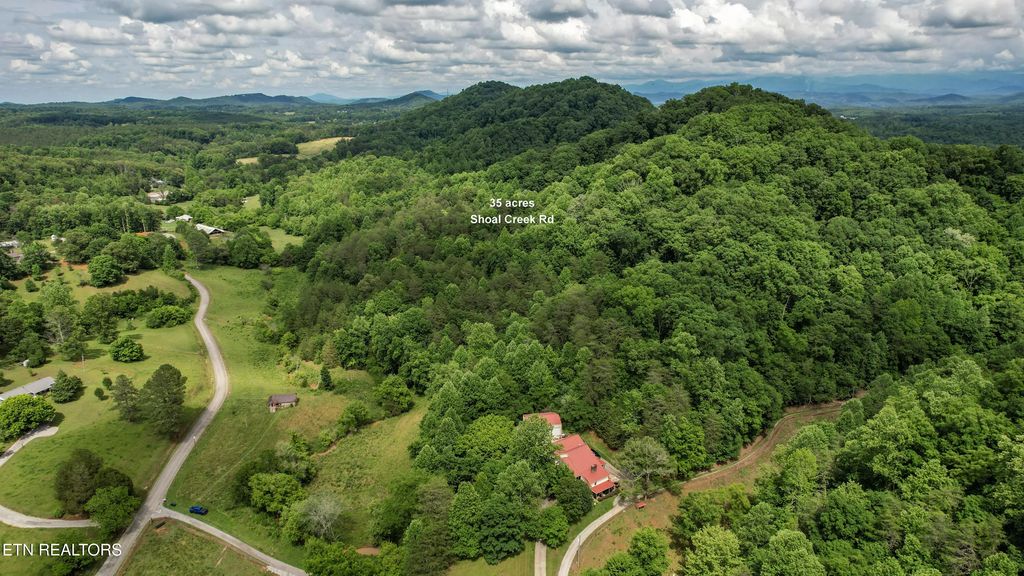 Shoal Creek Rd, Englewood