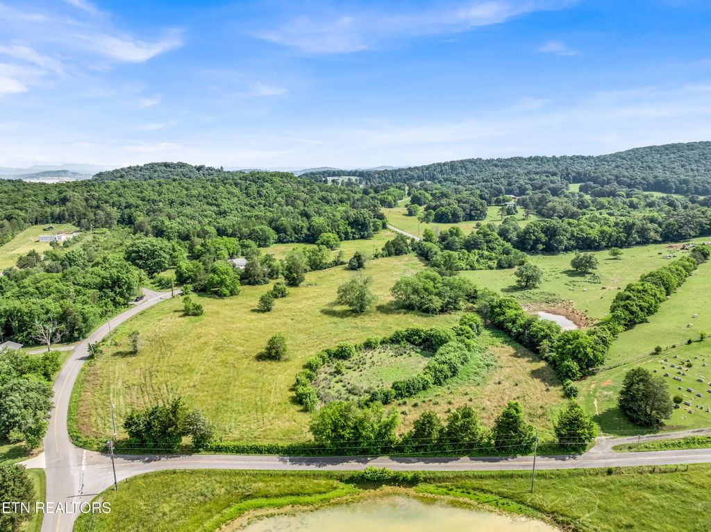 Whitaker Rd, New Market