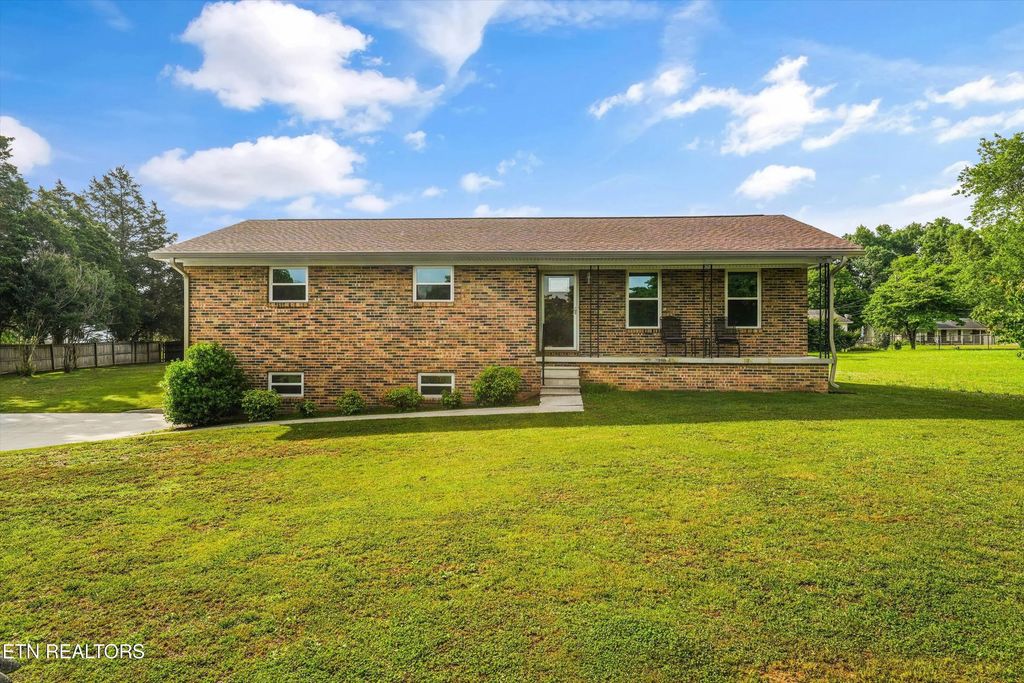 9120 Sherrod Drive, Knoxville