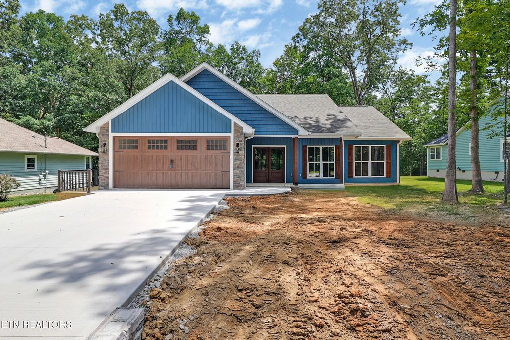 156 Pomeroy Drive, Crossville