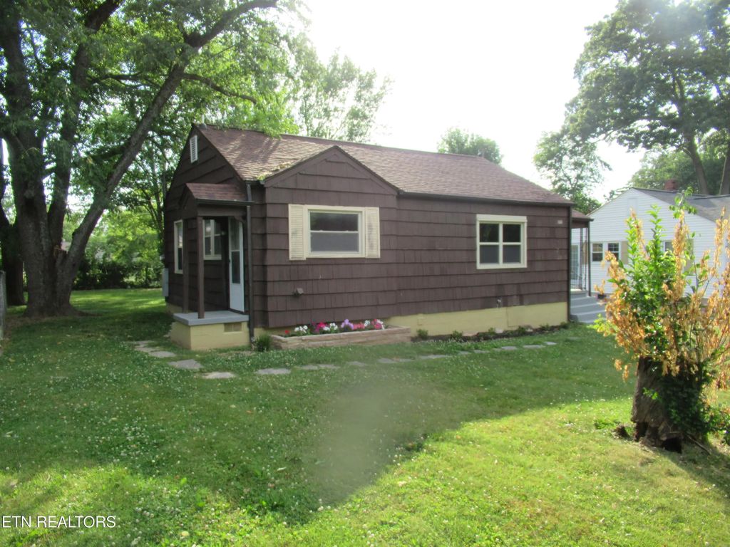 3333 Fontana St, Knoxville