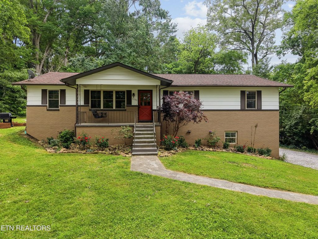 2232 Belt Rd, Knoxville