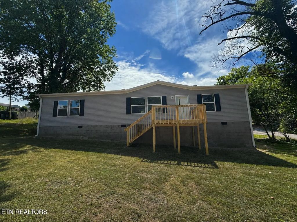 600 W 7th Ave, Lenoir City