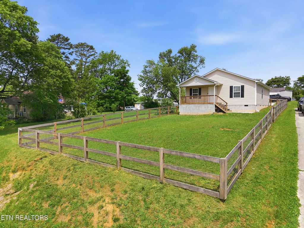 2721 Carson Ave, Knoxville
