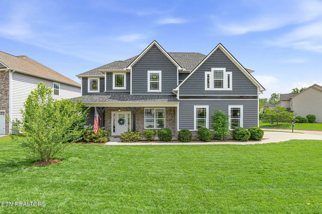 12339 Blacksburg Lane, Knoxville