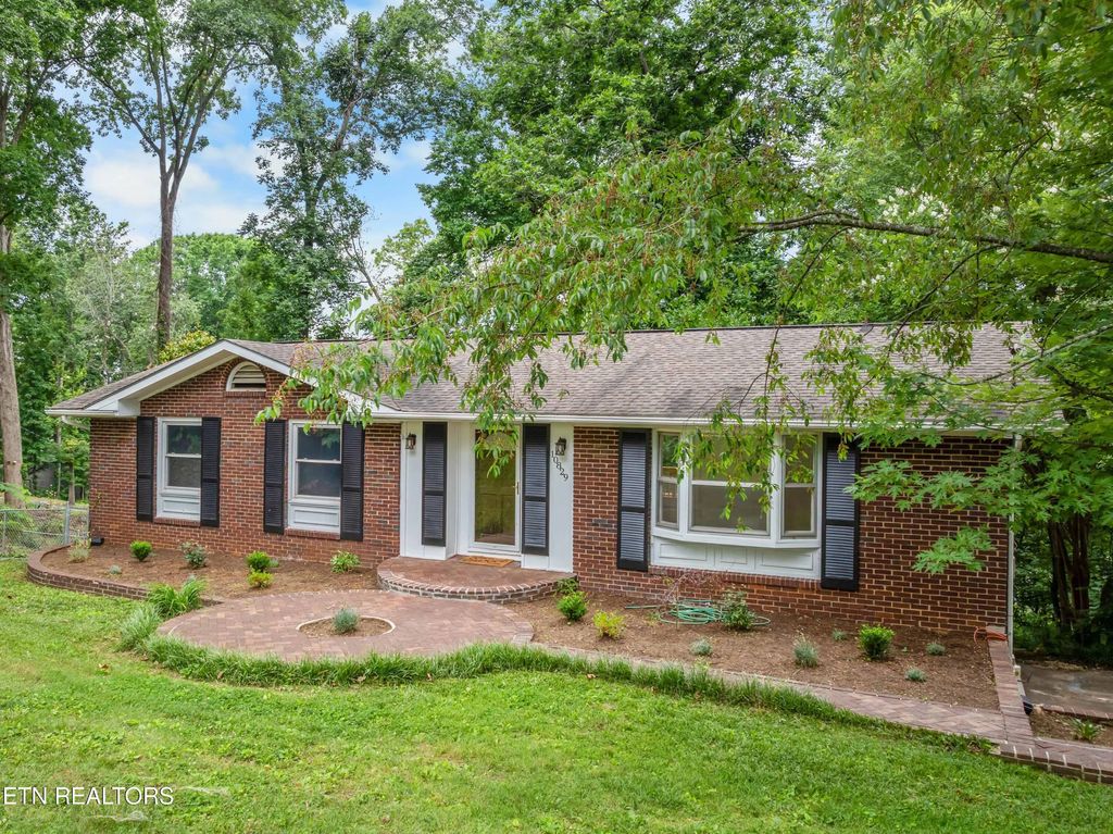 10829 Sonja Drive, Knoxville