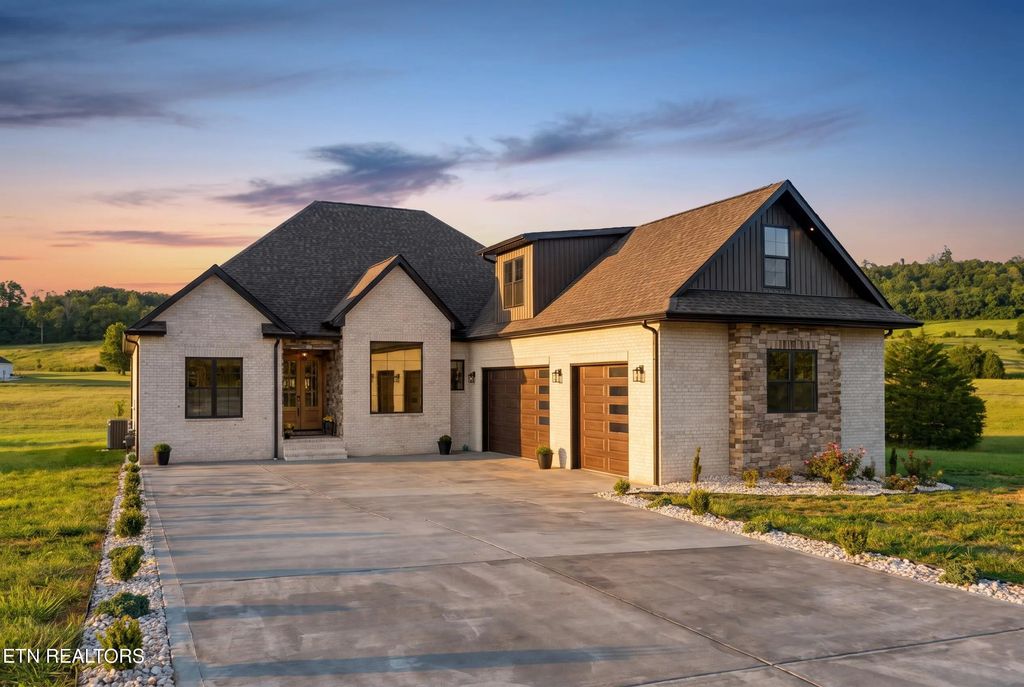 210 Big Oak Drive, Kingston