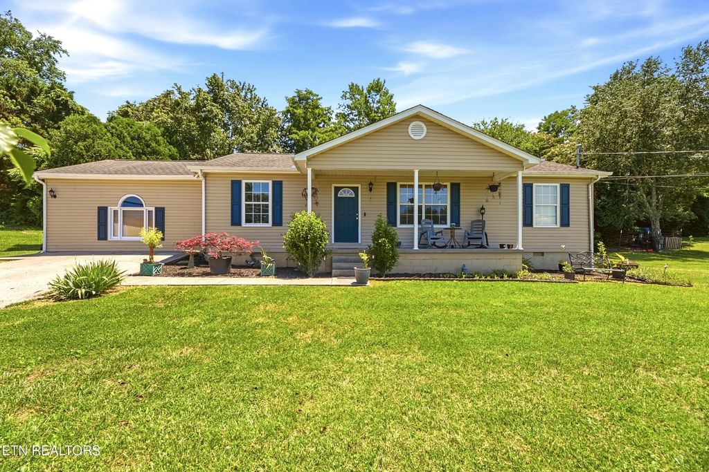 331 Teresa Ann Drive, Seymour