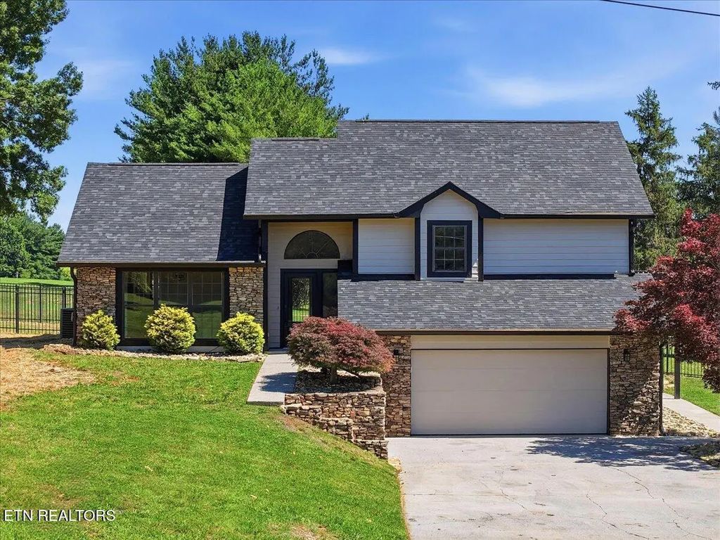 3514 E Atherton Lane, Baneberry