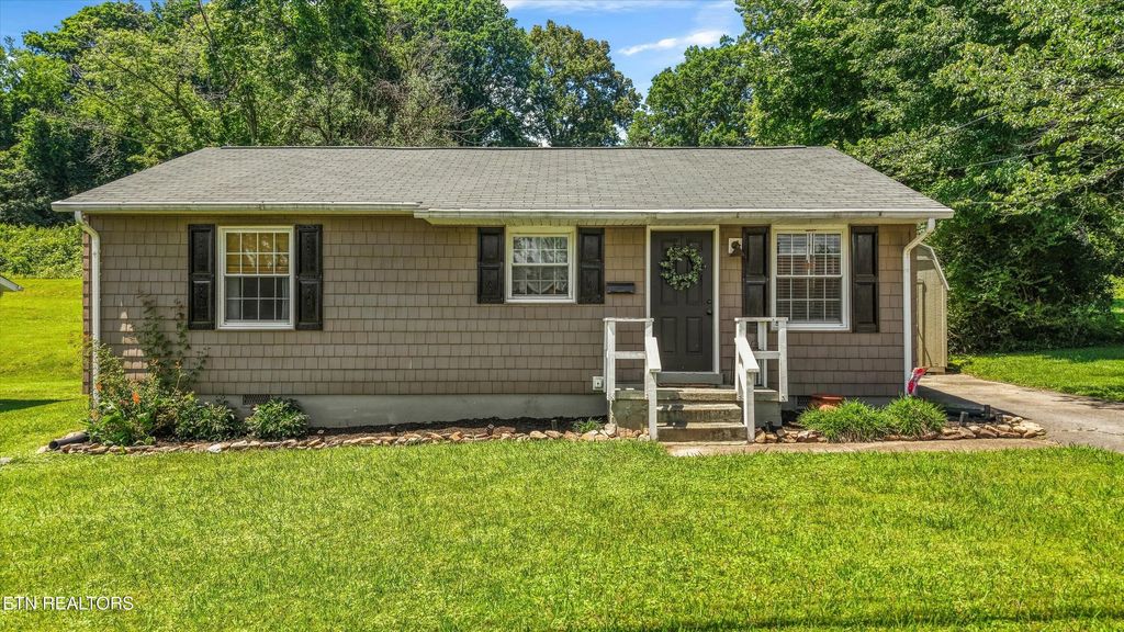 636 Robertsville Rd, Oak Ridge