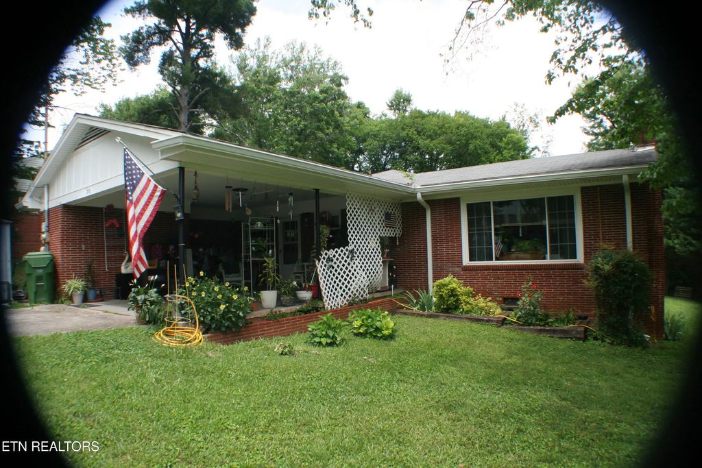 310 Cardinal St, Maryville