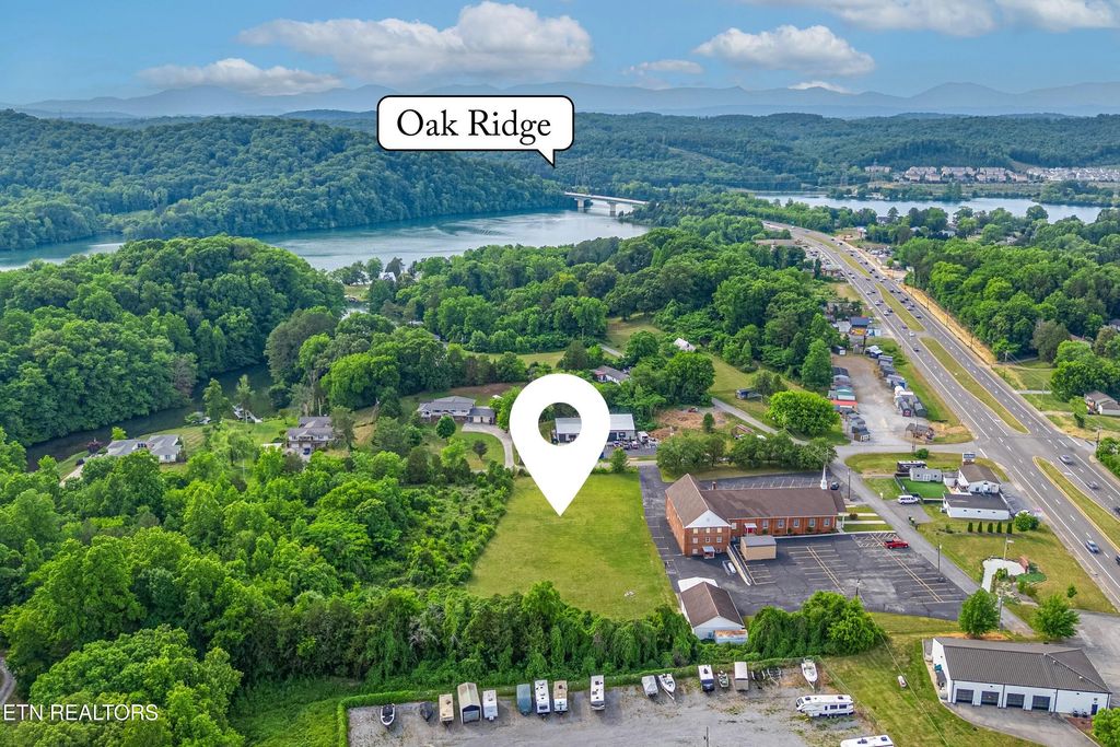 4910 Sparks Rd, Knoxville