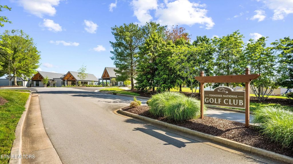 2670 Old Club Rd, Loudon
