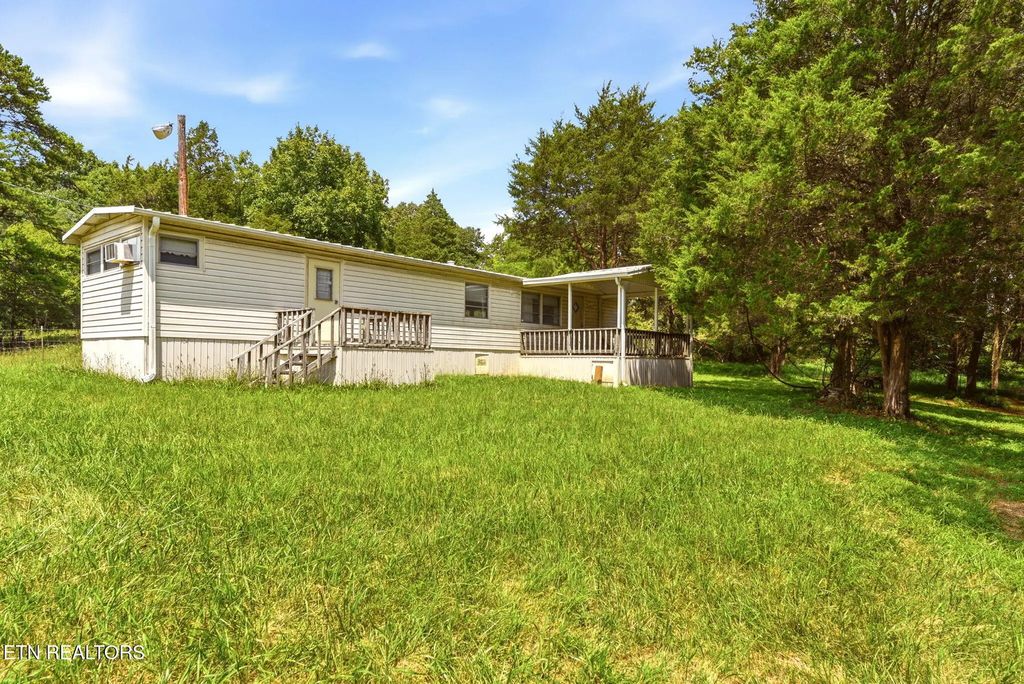 8050 Lett Rd, Corryton