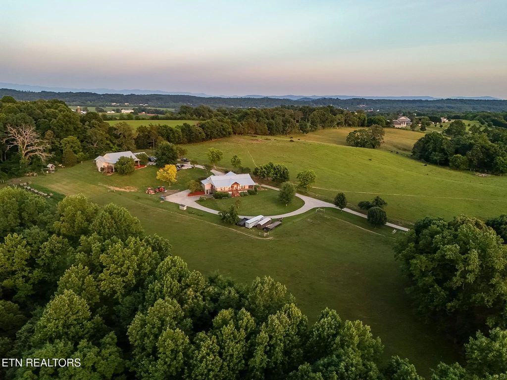 444 Highway 309, Niota
