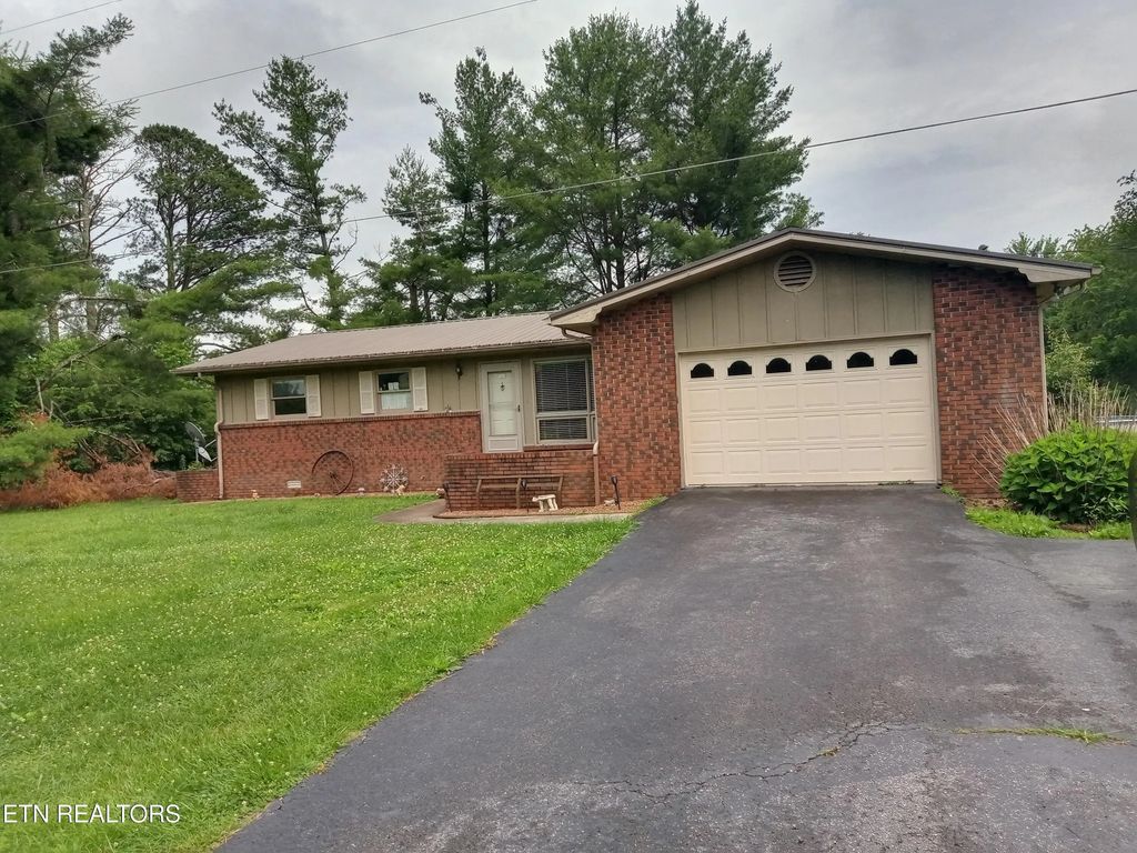 3281 Ne Tabor [oop Hwy, Crossville