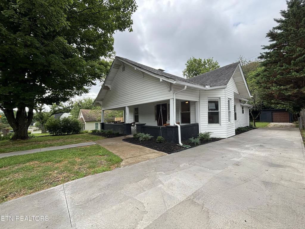 1724 Minnis Ave, Knoxville