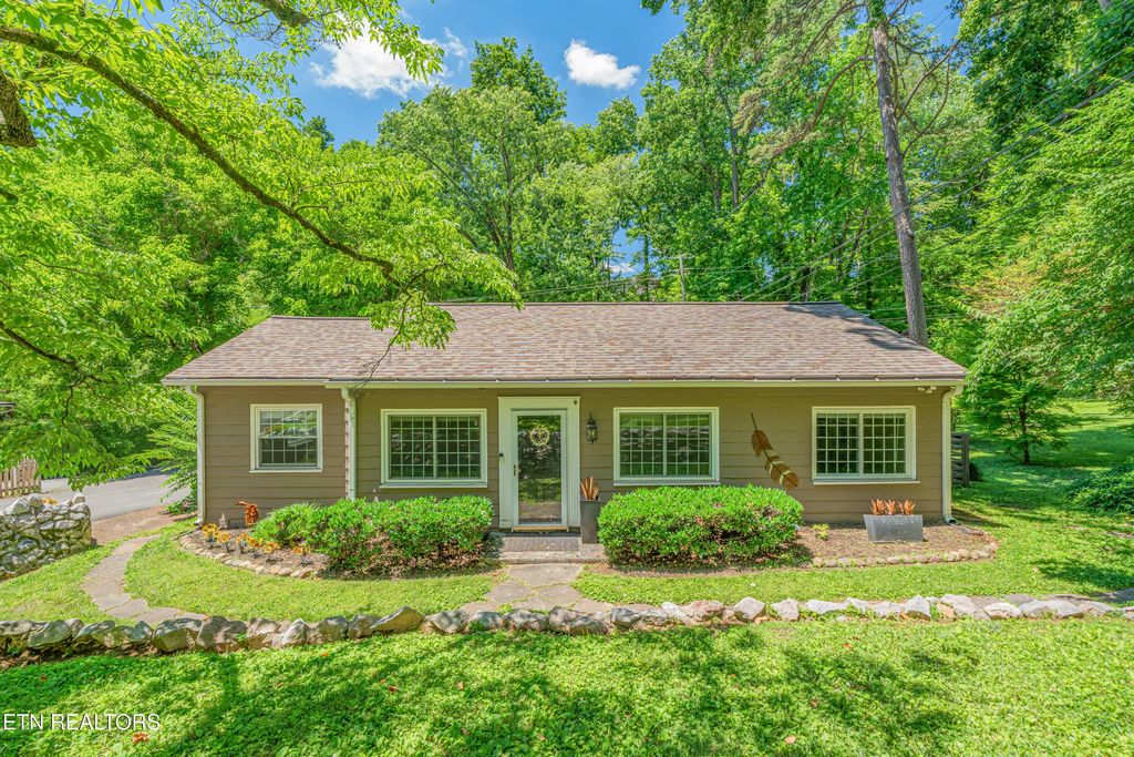 509 Highland Hills Rd, Knoxville