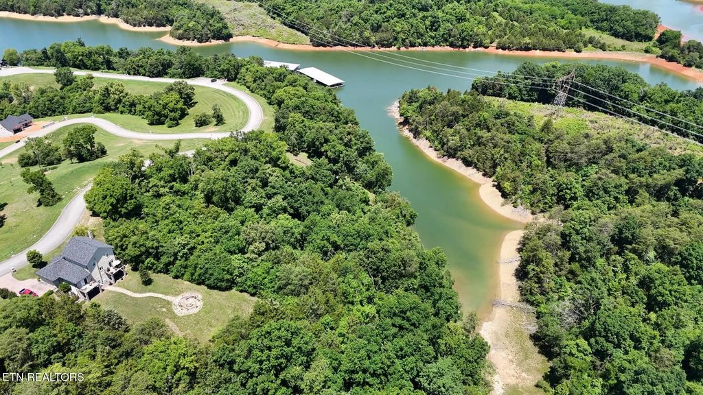 2046 Turners Landing Rd, Russellville