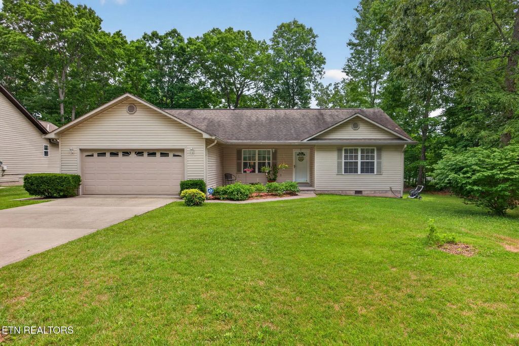 4024 Chica Rd, Crossville