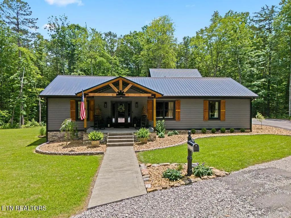 129 Long Branch Court, Jamestown