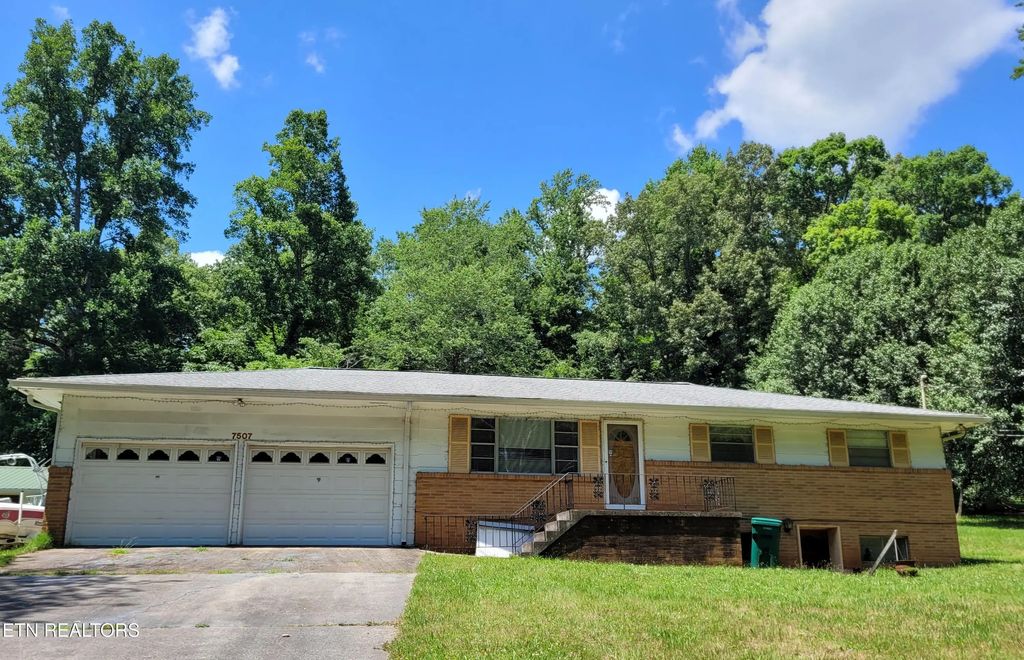 7507 Badgett Rd, Knoxville