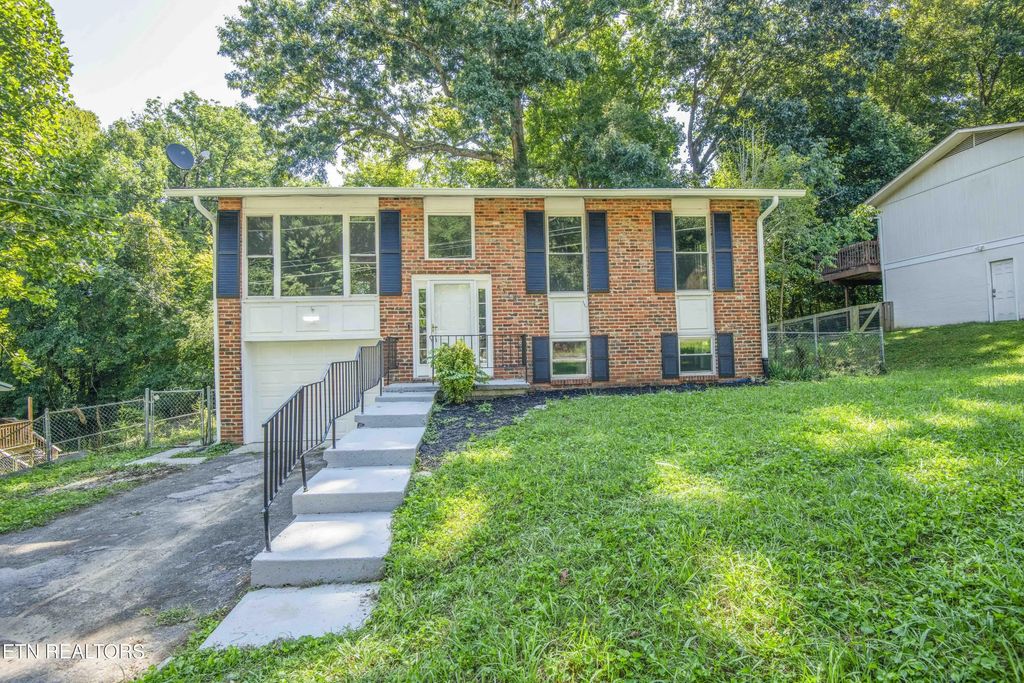 6516 Ellesmere Drive, Knoxville