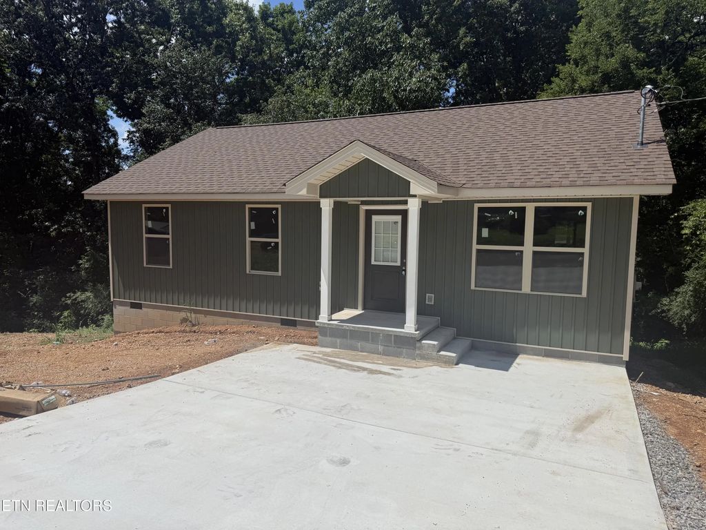 309 Foley Hill Rd, Clinton