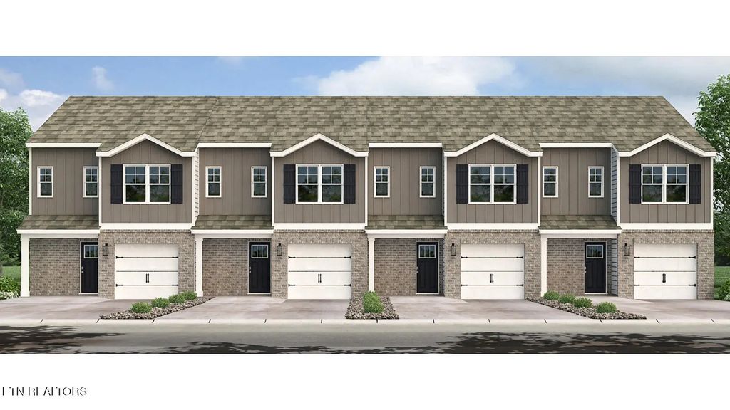 10635 High Tree Way, Knoxville