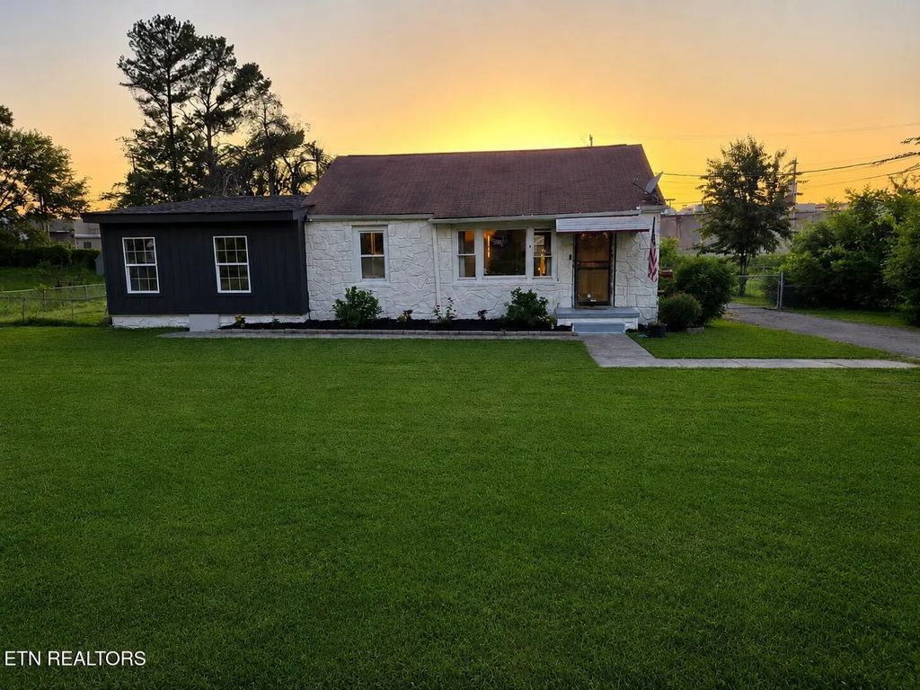611 Leconte Lane, Knoxville