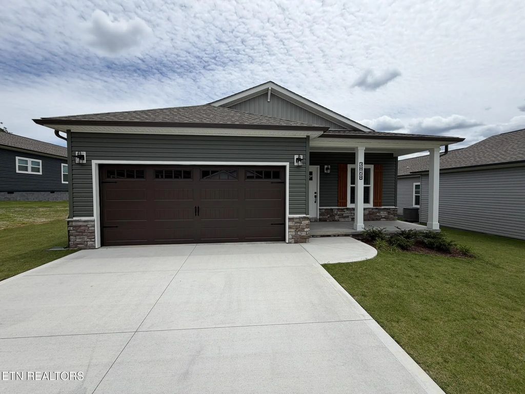 3868 Crimson Clover Lane, Knoxville
