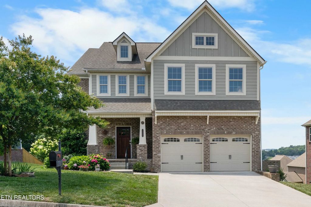 10850 Hunters Knoll Lane, Knoxville