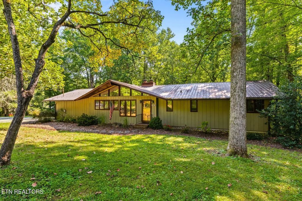 134 Reservoir Rd, Norris