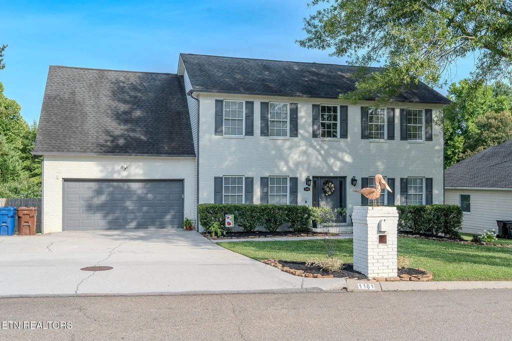 1101 Garrison Ridge Blvd, Knoxville