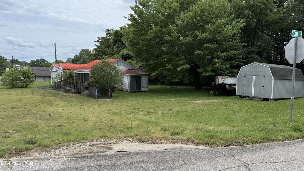 1405 Kingston Hwy, Kingston