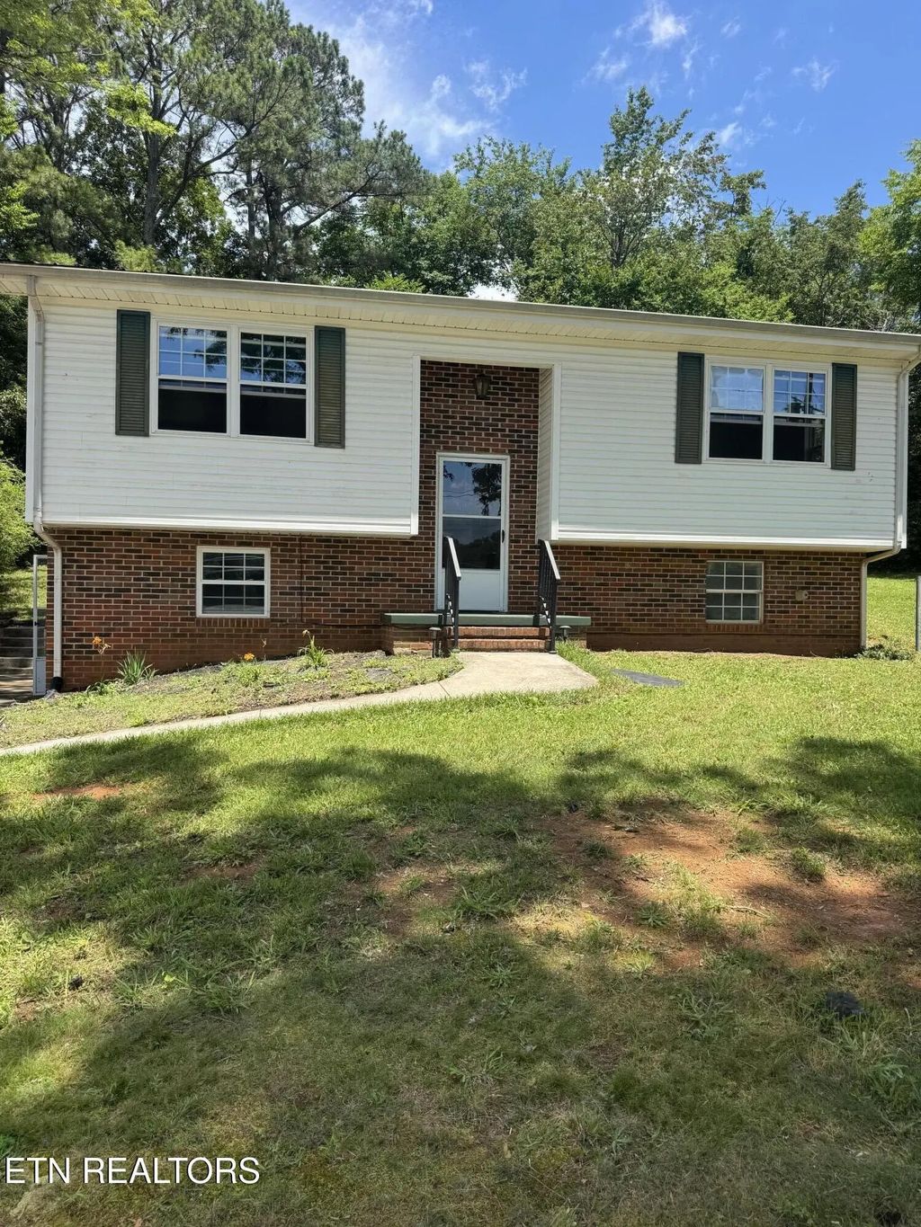 520 Crystal Springs Rd, Madisonville