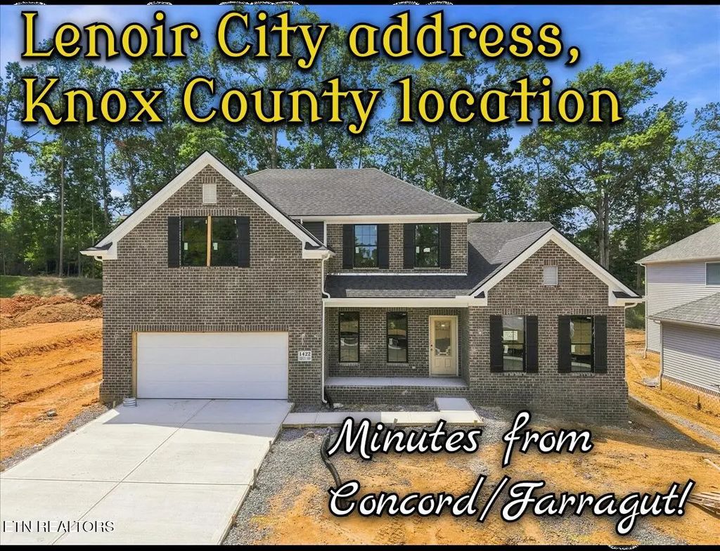 1422 Crescent Oaks Lane, Lenoir City