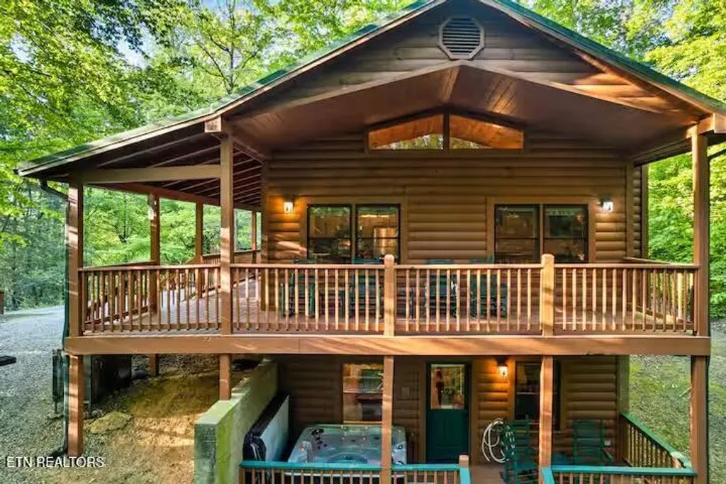 3828 Saddle Brook Way, Sevierville