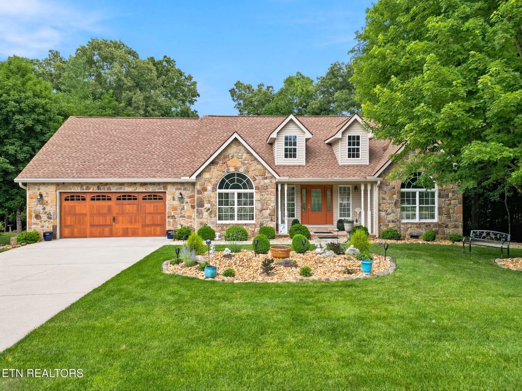 104 Kenwood Drive, Crossville